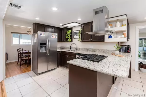 San Diego, CA 92115,4737 Baylor Dr
