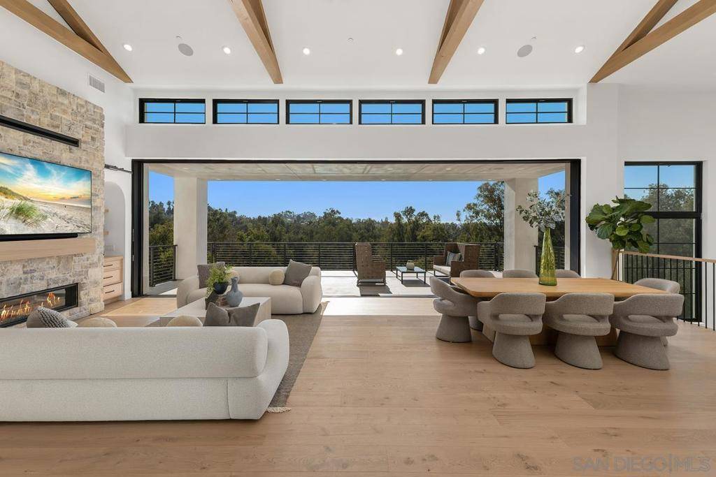Rancho Santa Fe, CA 92067,6691 93 Camino Saucito