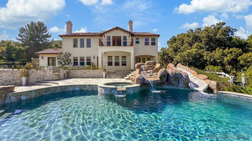 20919 Questhaven Rd, San Marcos, CA 92078