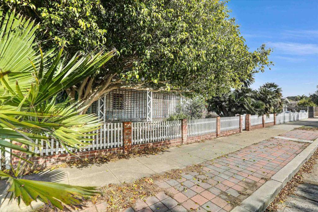 San Diego, CA 92107,4640 Greene St