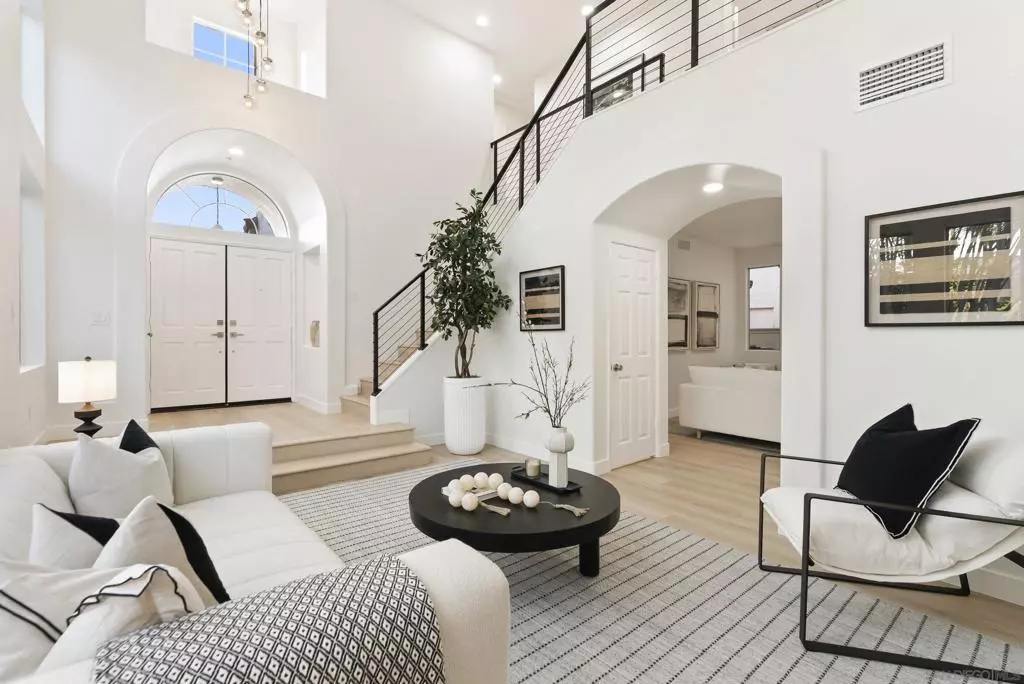 Escondido, CA 92026,2459 N Summit Circle Glen