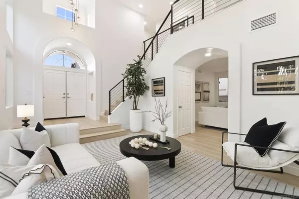 2459 N Summit Circle Glen, Escondido, CA 92026