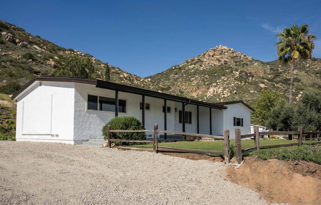 Lakeside, CA 92040,13504 Willow rd