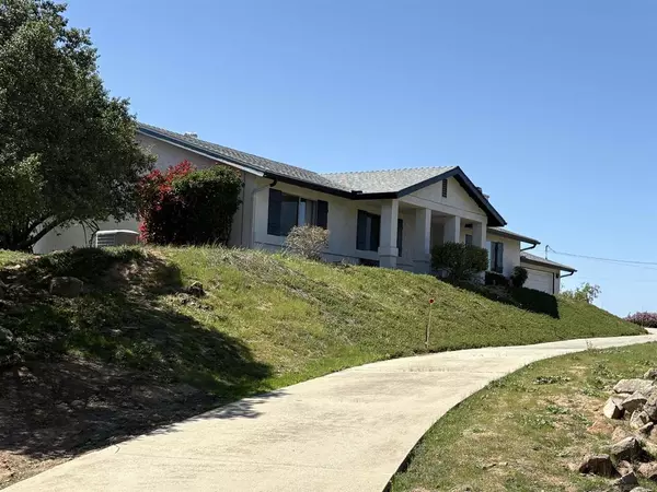 CA 92028,6702 Rainbow Hts. Rd.