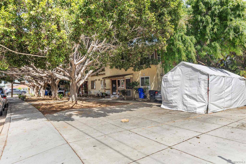 San Diego, CA 92111,2173 Burroughs Street