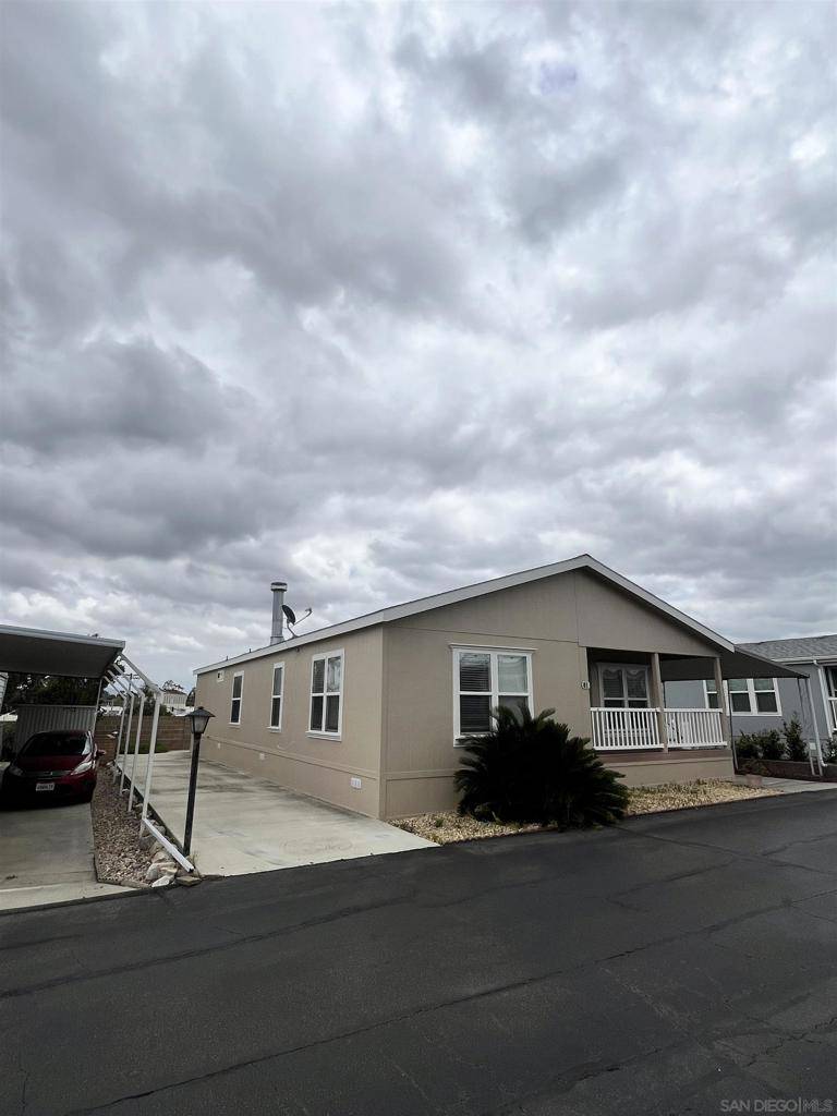 San Marcos, CA 92078,1219 E Barham Dr #SPC 81