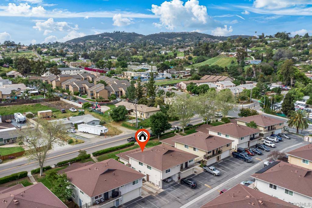 Lakeside, CA 92040,12126 Lemon Crest Dr #3
