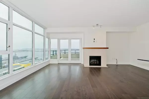 1205 Pacific Hwy #2806, San Diego, CA 92101