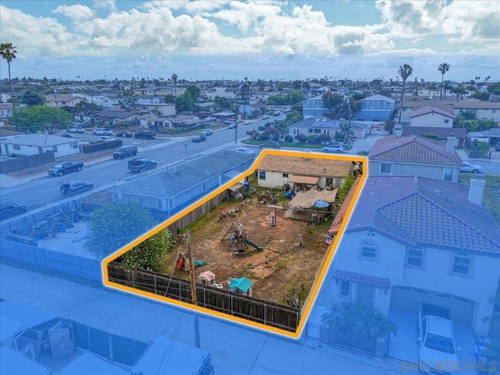 Imperial Beach, CA 91932,535 12th St