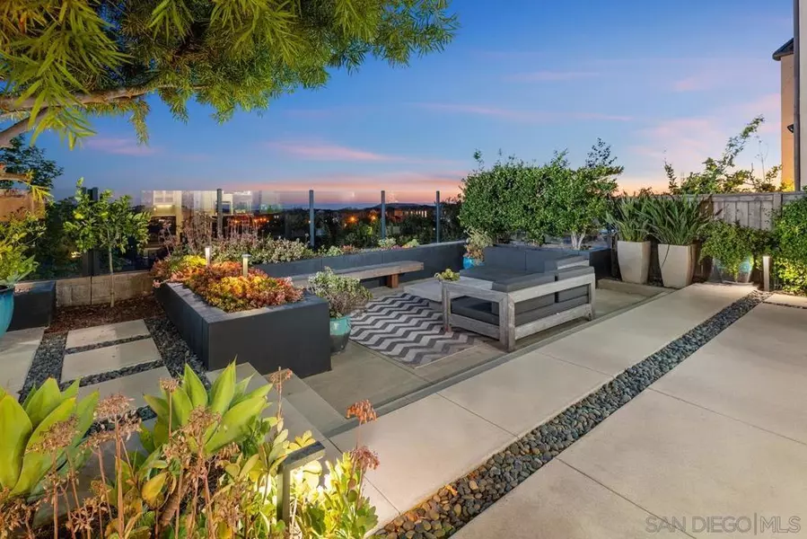 15837 Potomac Ridge Rd, San Diego, CA 92127