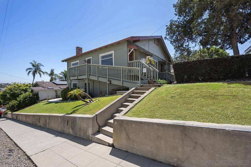 San Diego, CA 92103,1821 25 Cypress Ave