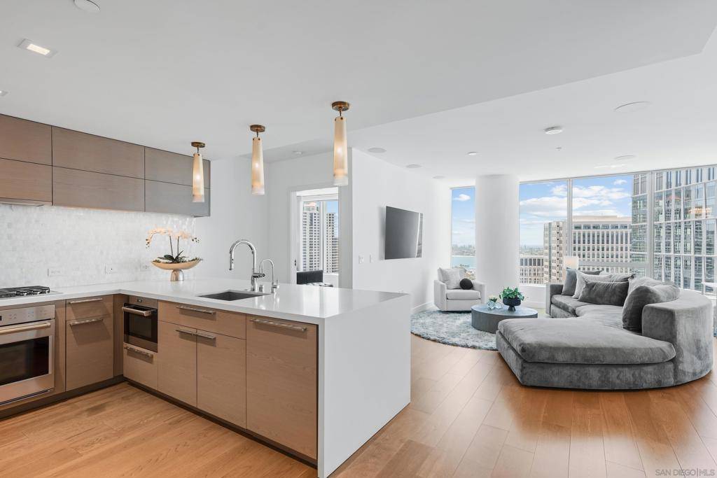 888 W E Street #1903, San Diego, CA 92101