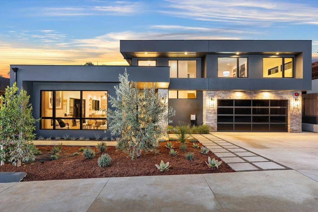806 Hygeia, Encinitas, CA 92024