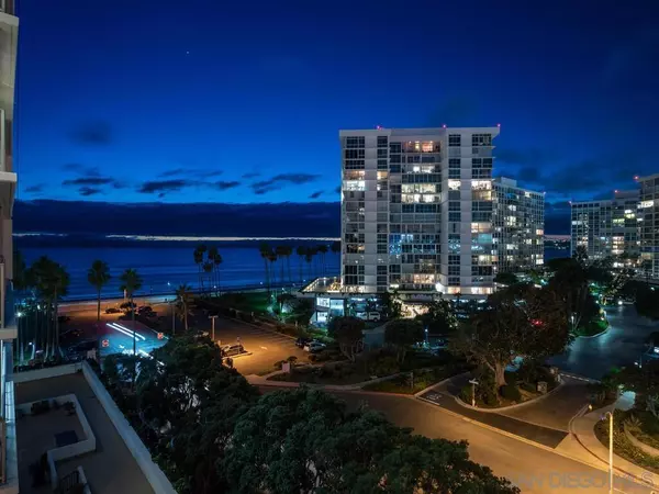 Coronado, CA 92118,1810 Avenida del Mundo #505
