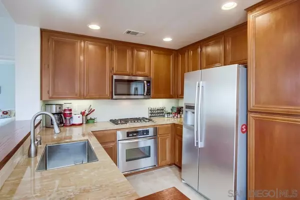 San Diego, CA 92129,7890 Via Belfiore #1