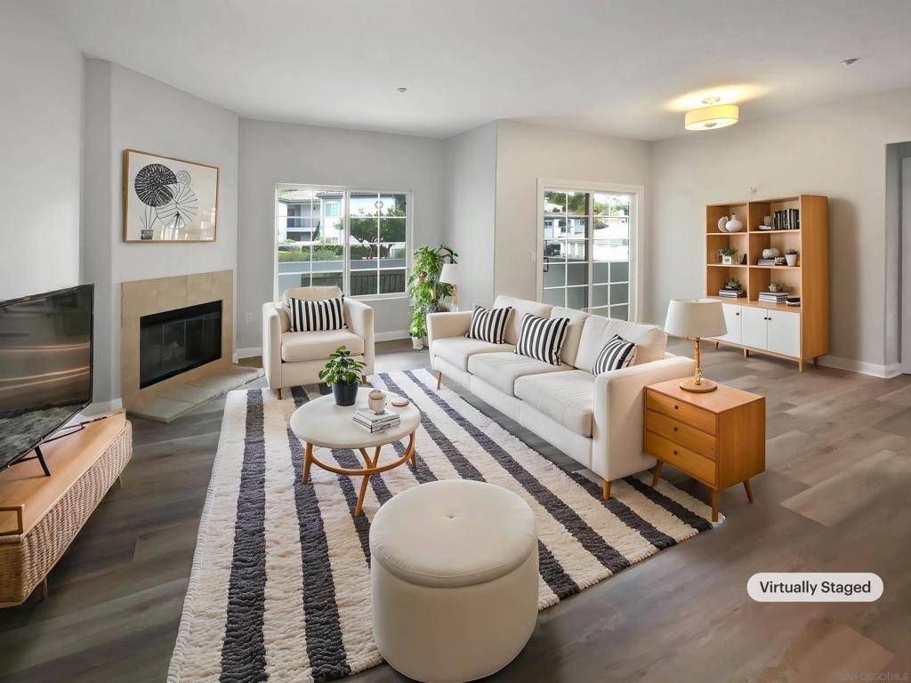 2724 Lake Pointe Dr #241, Spring Valley, CA 91977