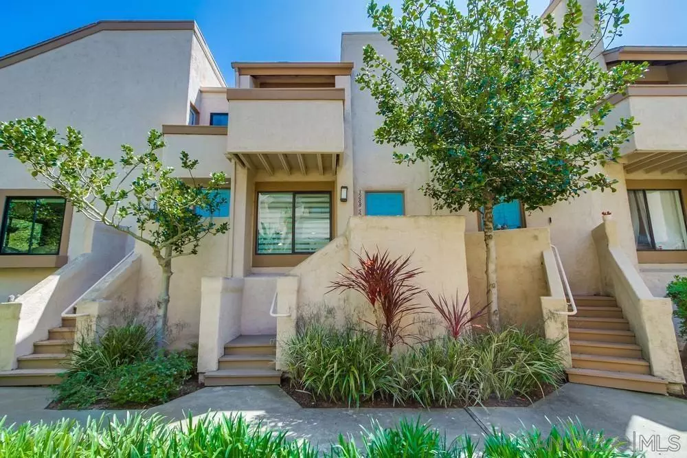 La Jolla, CA 92037,3288 Via Marin #53