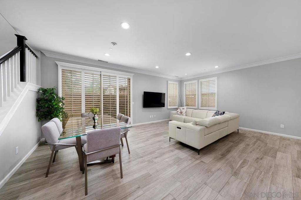 San Diego, CA 92130,13348 Camelia Way
