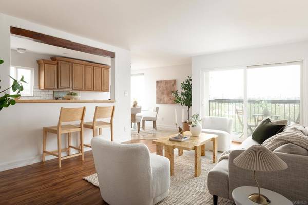 San Diego, CA 92104,4111 Illinois St #304