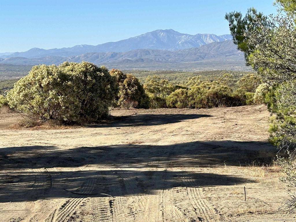 Aguanga, CA 92536,43450 Trailmaster Dr