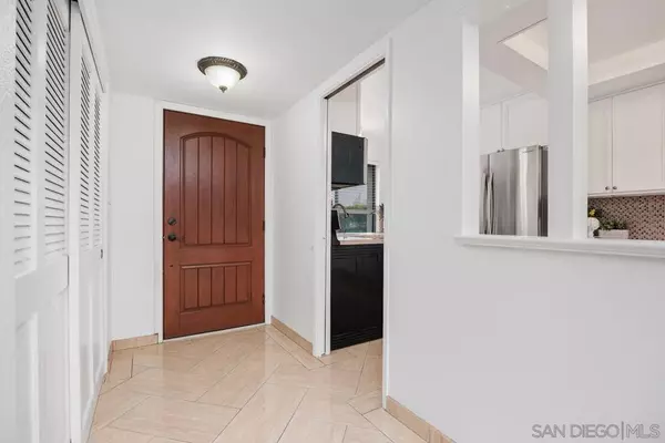 San Diego, CA 92128,12104 Caminito Campana