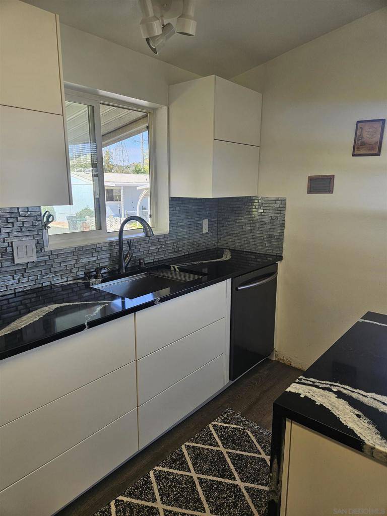Lakeside, CA 92040,10880 Highway 67 #SPC 74