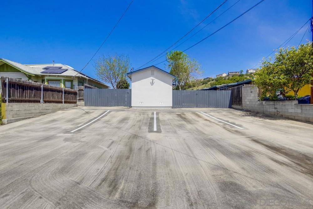 7396 98 LIME STREET, La Mesa, CA 91941