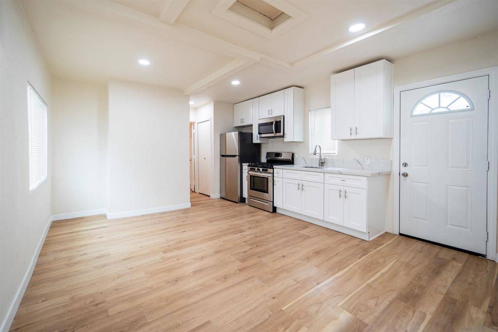 San Diego, CA 92104,3862 Swift Ave