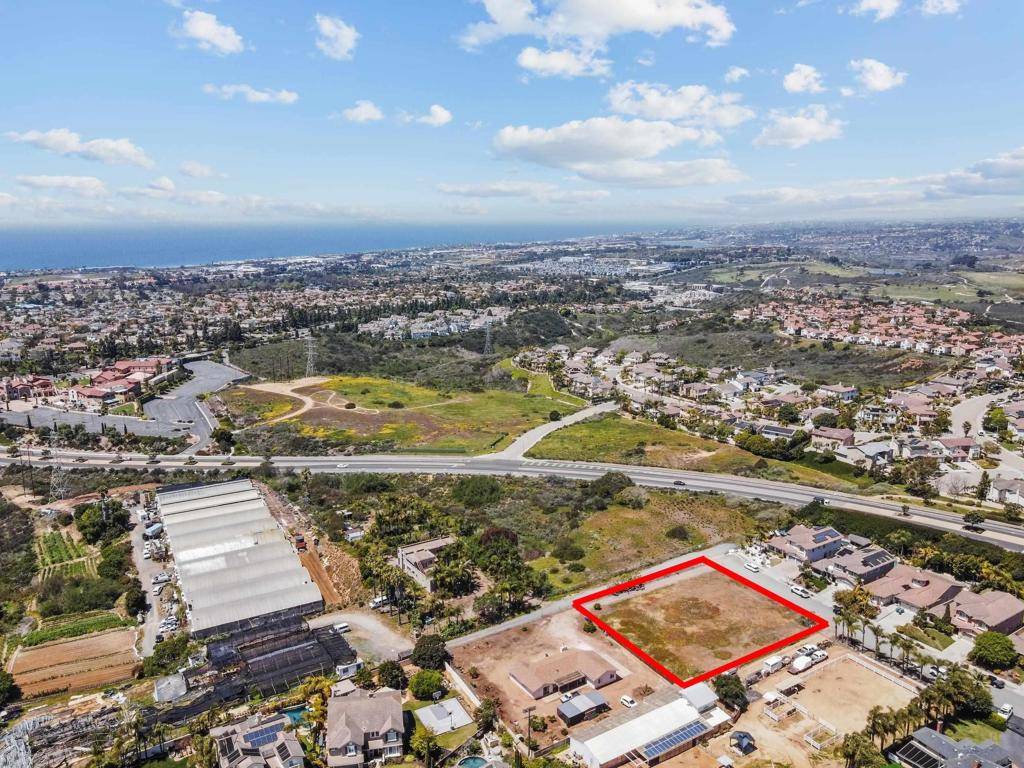 Carlsbad, CA 92011,1587 Triton St