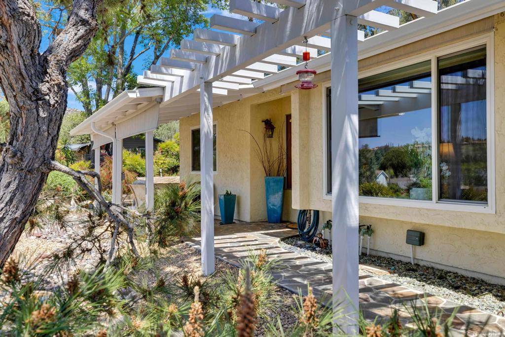 Poway, CA 92064,15365 San Moritz