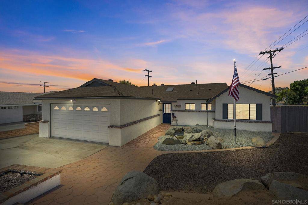 El Cajon, CA 92021,1298 Navello St