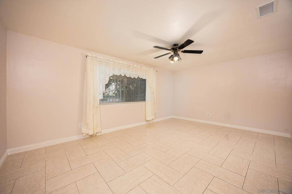 Riverside, CA 92509,5877 Samantha Pl