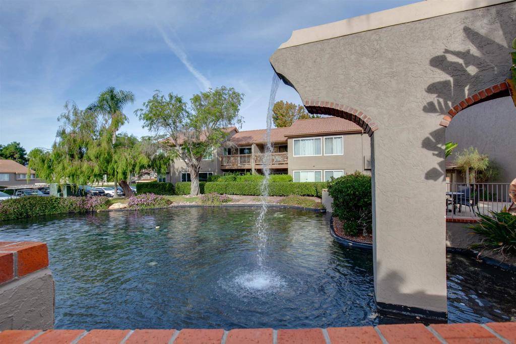 Solana Beach, CA 92075,930 Via Mil Cumbres #215