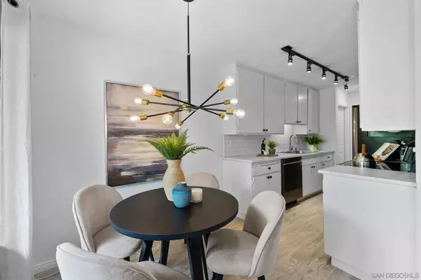 San Diego, CA 92109,4600 Lamont St #212
