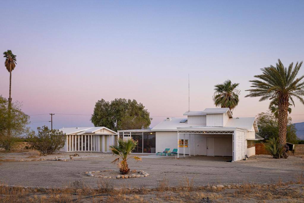 811 Di Giorgio Road, Borrego Springs, CA 92004