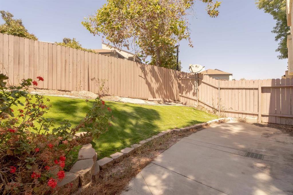 9860 Dale Ave #C2, Spring Valley, CA 91977