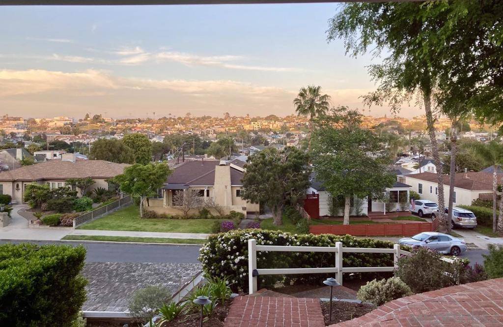 San Diego, CA 92107,3733 La Cresta Dr