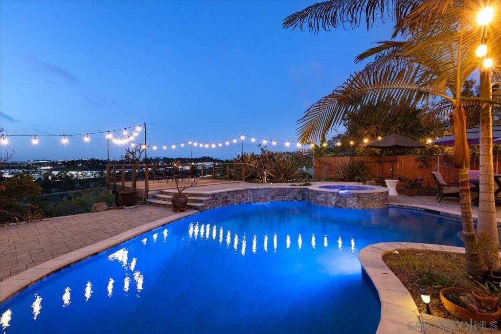 3746 Kelton Dr, Oceanside, CA 92056