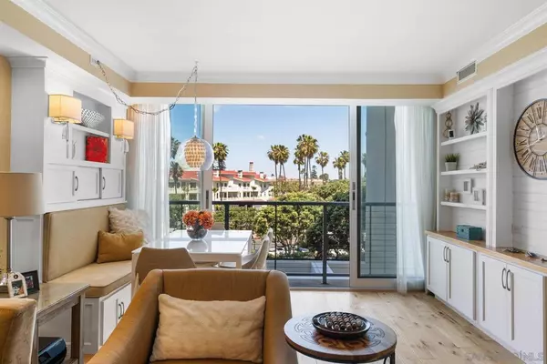 Coronado, CA 92118,1720 Avenida Del Mundo #209