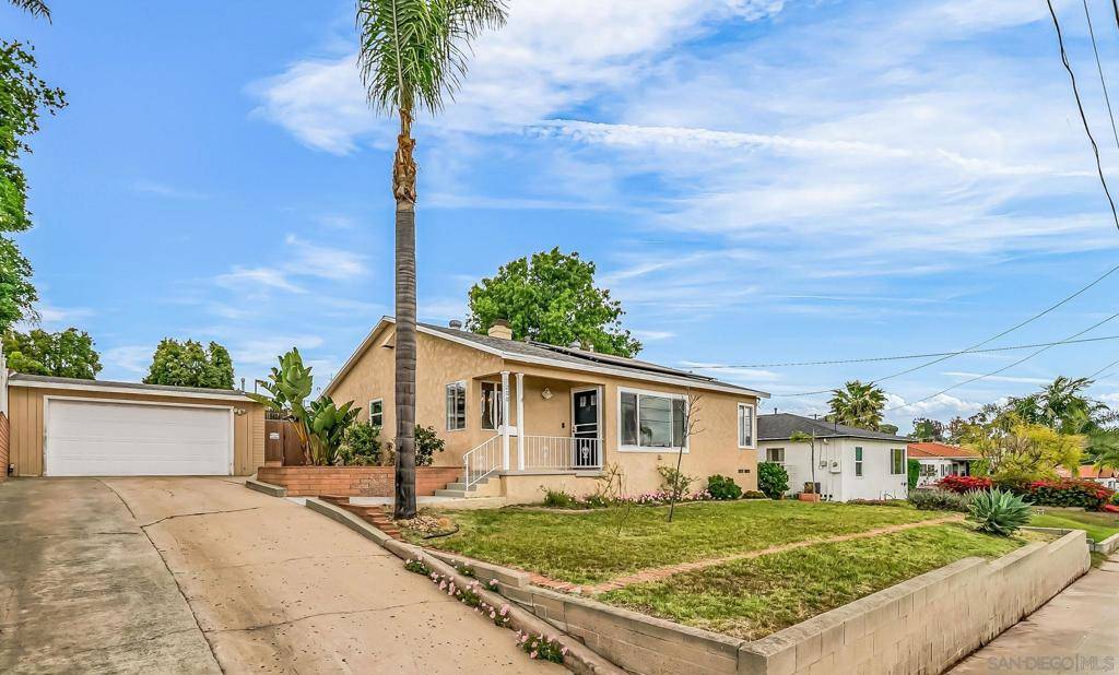 7200 Colony Rd, La Mesa, CA 91942