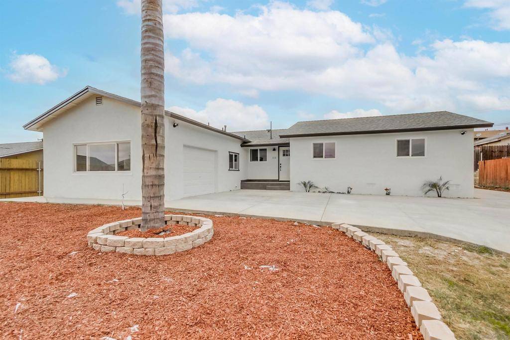 Spring Valley, CA 91977,824 PARAISO AVE
