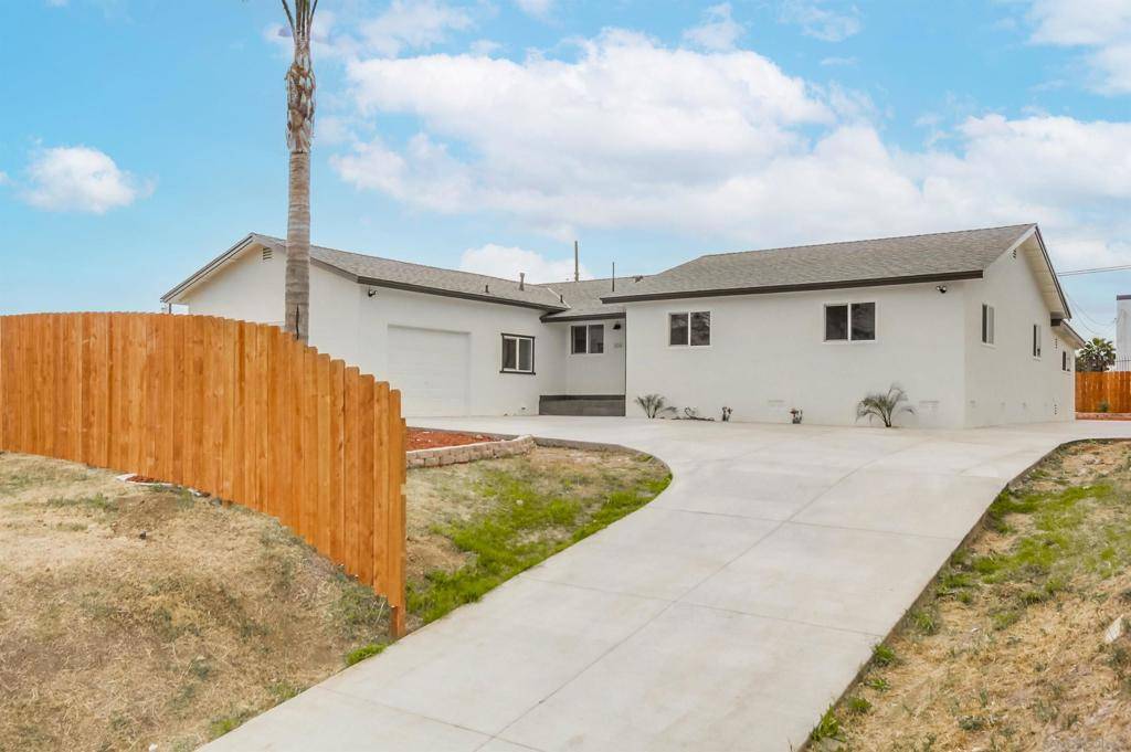 Spring Valley, CA 91977,824 PARAISO AVE