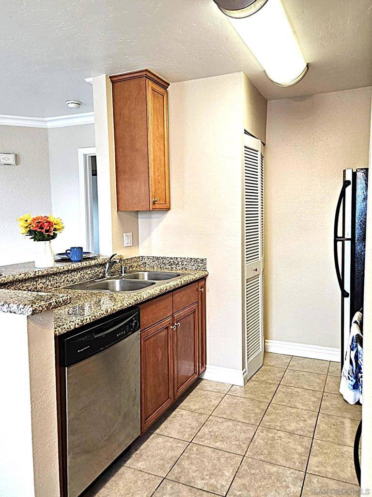 El Cajon, CA 92021,1423 Graves Ave #260