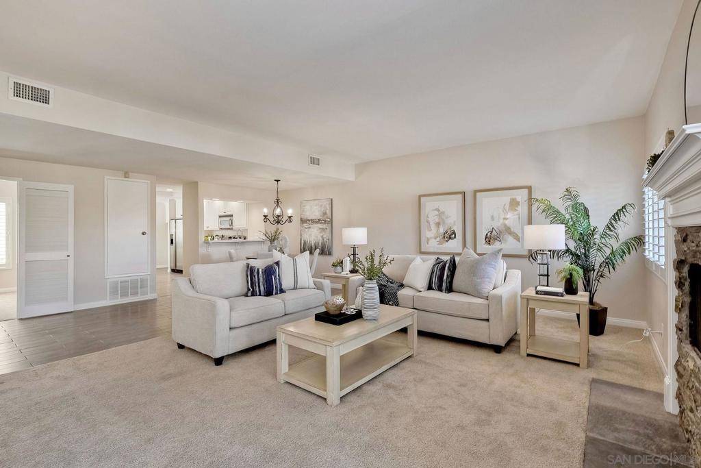 Poway, CA 92064,17730 Valle De Lobo Drive