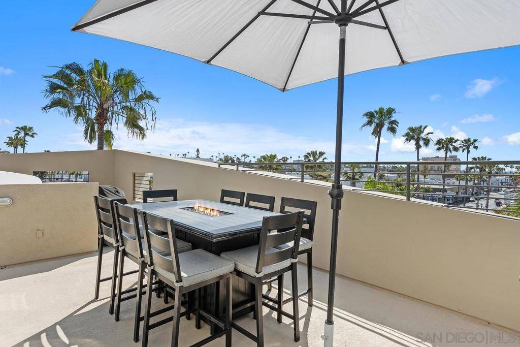 Oceanside, CA 92054,401 N Coast Hwy #301