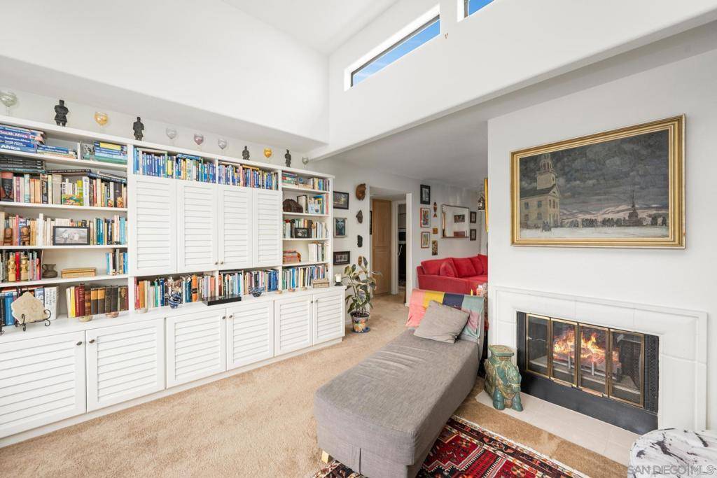 La Jolla, CA 92037,7560 Eads Ave #11
