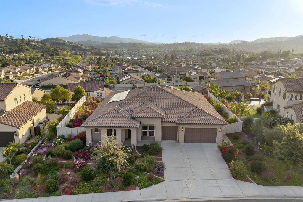 Escondido, CA 92026,1417 Apex Place