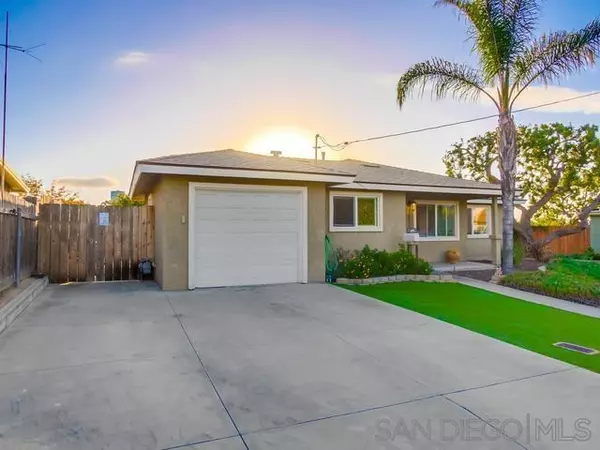 San Diego, CA 92115,3844 Brems St