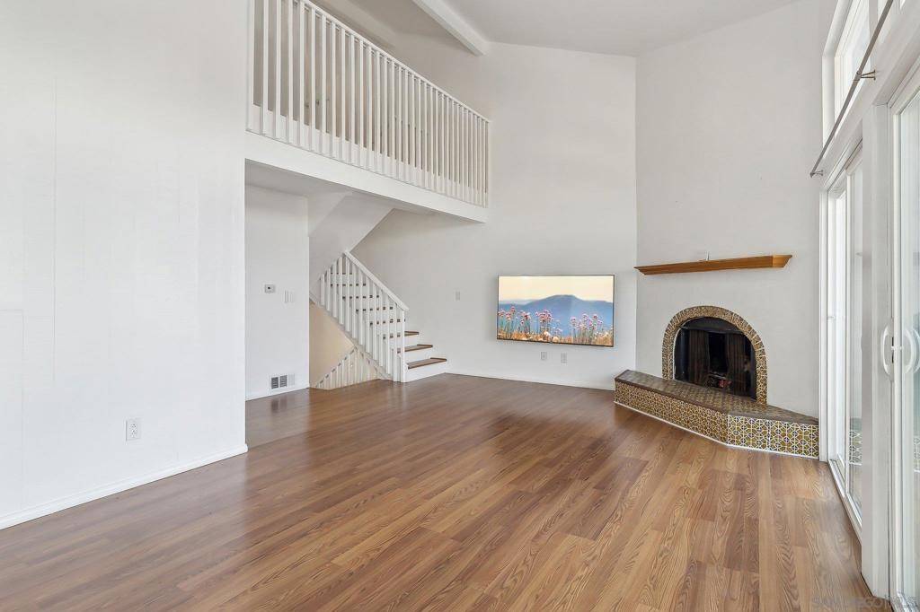 La Mesa, CA 91942,7700 Parkway Dr #48