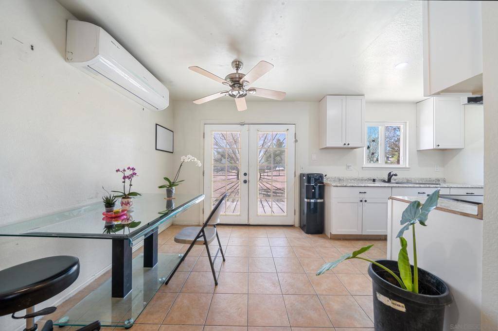 Hesperia, CA 92345,18071 Sycamore St